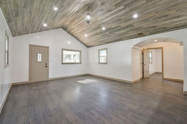 9108 Wonga Drive, Midwest City, OK 73130