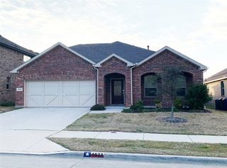 4623 Cleves Avenue, Aubrey, TX 76227