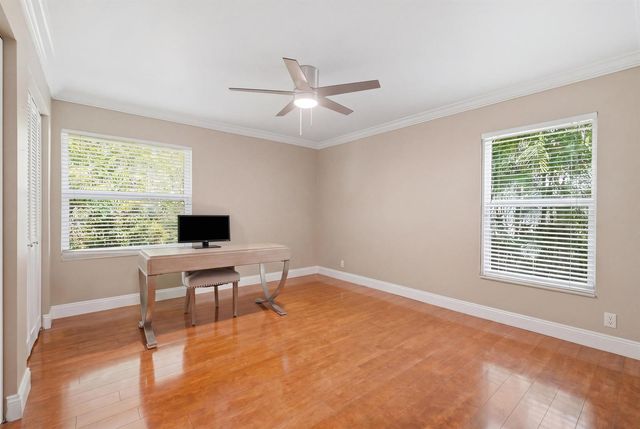 9851 NW 49th Place, Coral Springs, FL 33076