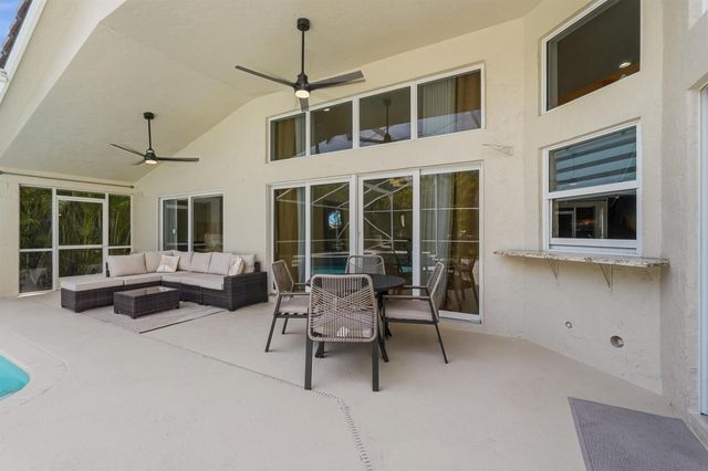 9851 NW 49th Place, Coral Springs, FL 33076