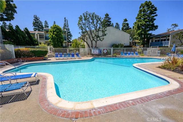 603 S Prospect Avenue 205, Redondo Beach, CA 90277