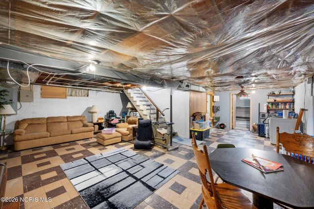 256 Midvale Avenue, Toledo, OH 43605