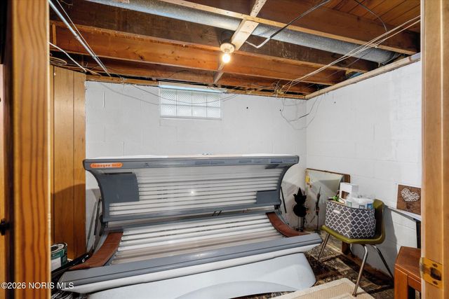 256 Midvale Avenue, Toledo, OH 43605