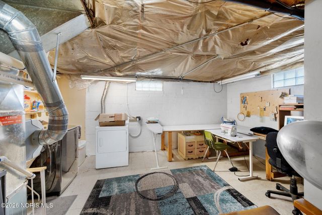 256 Midvale Avenue, Toledo, OH 43605