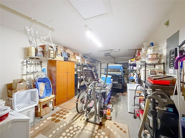 8665 SW 94TH STREET B, Ocala, FL 34481