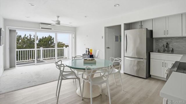 281 Dune Road 16B, Westhampton Beach, NY 11978