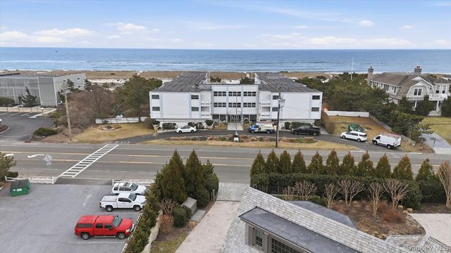 281 Dune Road 16B, Westhampton Beach, NY 11978