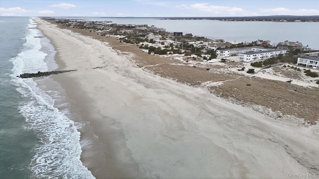 281 Dune Road 16B, Westhampton Beach, NY 11978