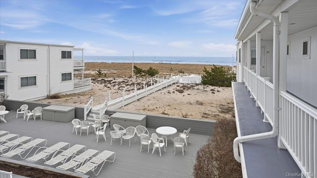 281 Dune Road 16B, Westhampton Beach, NY 11978