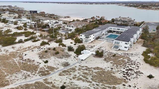 281 Dune Road 16B, Westhampton Beach, NY 11978