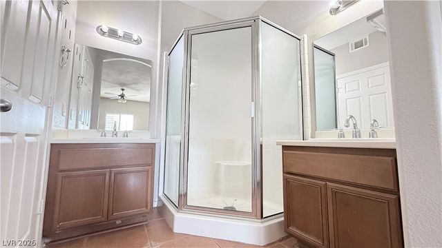 7701 West Robindale Road 122, Las Vegas, NV 89113