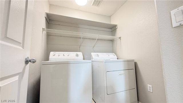 7701 West Robindale Road 122, Las Vegas, NV 89113