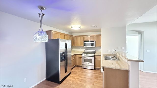 7701 West Robindale Road 122, Las Vegas, NV 89113