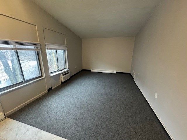 949 Main St 16, Woburn, MA 01801