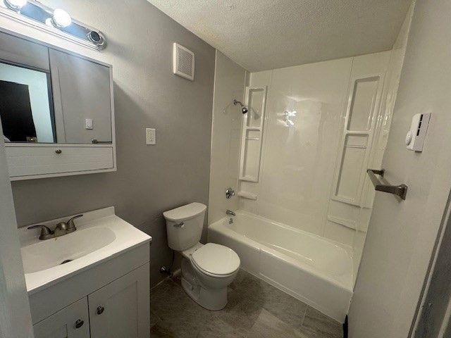 949 Main St 16, Woburn, MA 01801