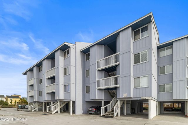 1311 Lake Park Boulevard S 2b, Carolina Beach, NC 28428