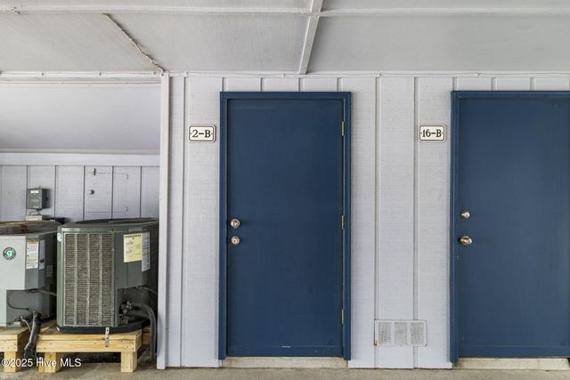 1311 Lake Park Boulevard S 2b, Carolina Beach, NC 28428