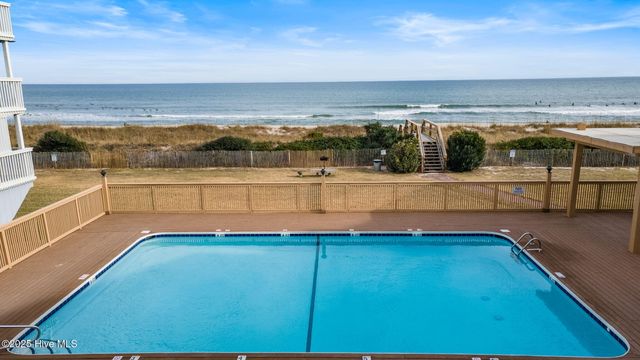 1311 Lake Park Boulevard S 2b, Carolina Beach, NC 28428