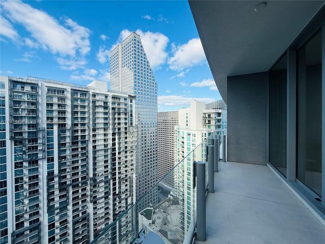 300 Biscayne Blvd Way 3908, Miami, FL 33131