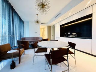 300 Biscayne Blvd Way 3908, Miami, FL 33131