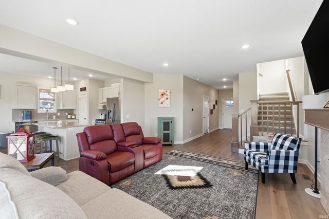 674 Ridley Park Way, Huntertown, IN 46748