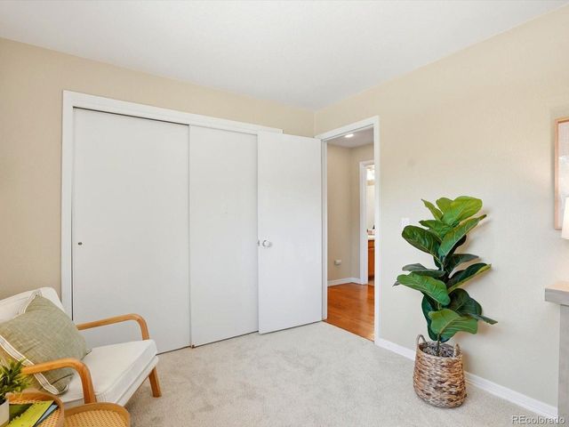 8693 E Saratoga Pl, Denver, CO 80237