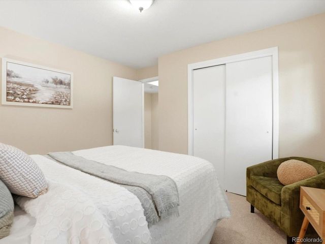 8693 E Saratoga Pl, Denver, CO 80237