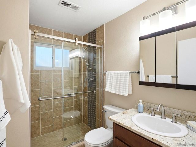 8693 E Saratoga Pl, Denver, CO 80237