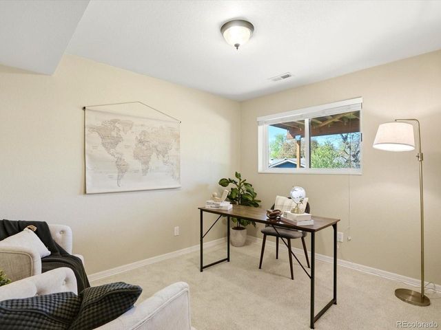 8693 E Saratoga Pl, Denver, CO 80237