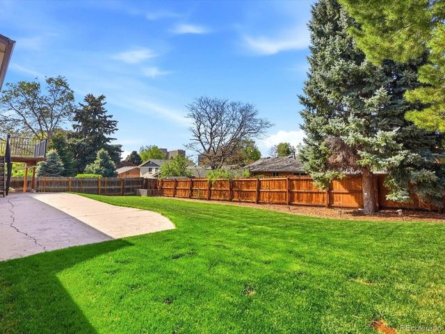 8693 E Saratoga Pl, Denver, CO 80237