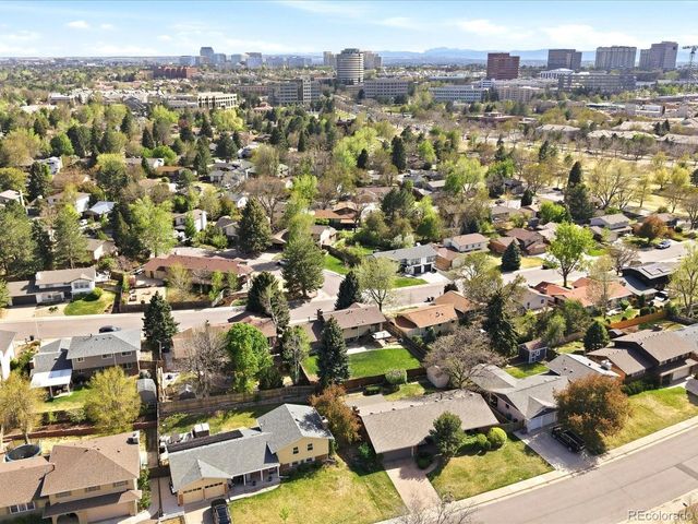 8693 E Saratoga Pl, Denver, CO 80237