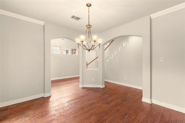 3805 Red Oak Trail, The Colony, TX 75056