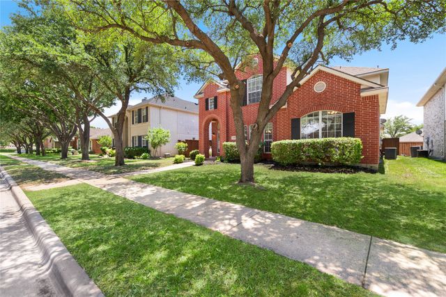 3805 Red Oak Trail, The Colony, TX 75056