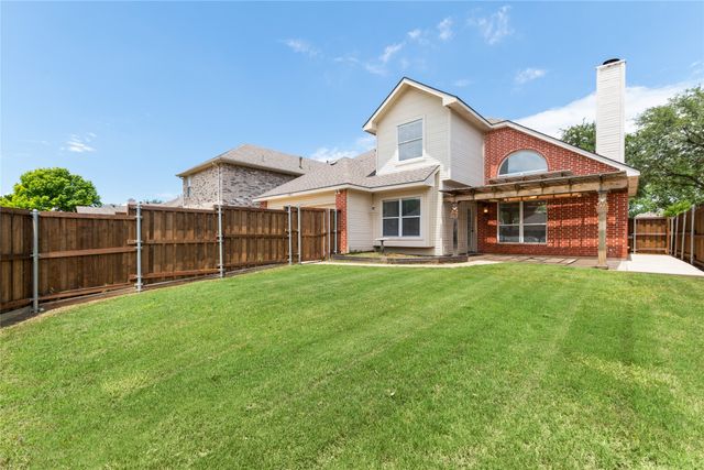 3805 Red Oak Trail, The Colony, TX 75056