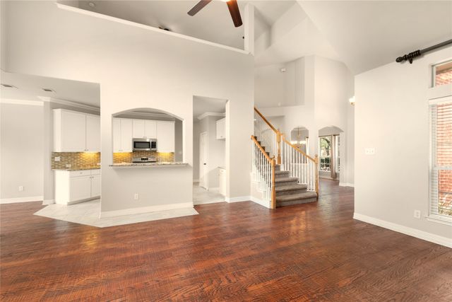 3805 Red Oak Trail, The Colony, TX 75056