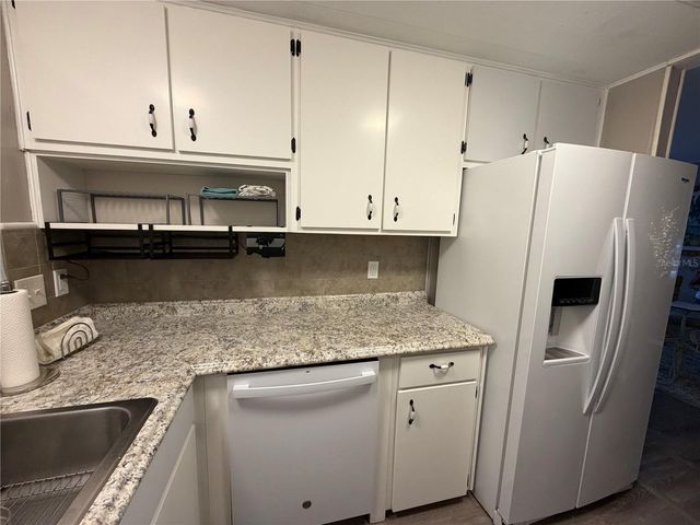 5214 BEECHMONT AVENUE, Sarasota, FL 34234