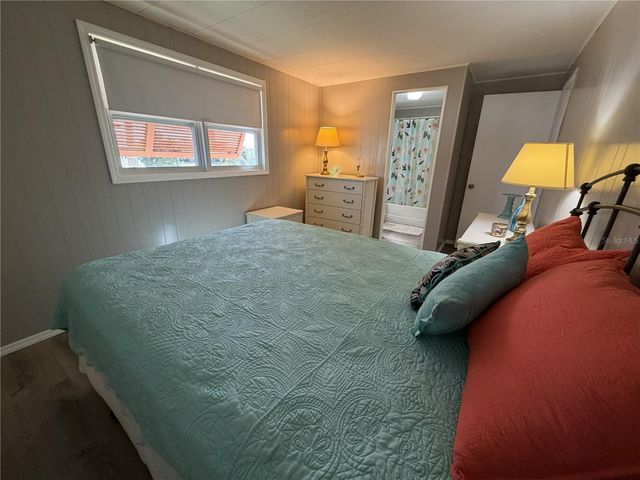 5214 BEECHMONT AVENUE, Sarasota, FL 34234