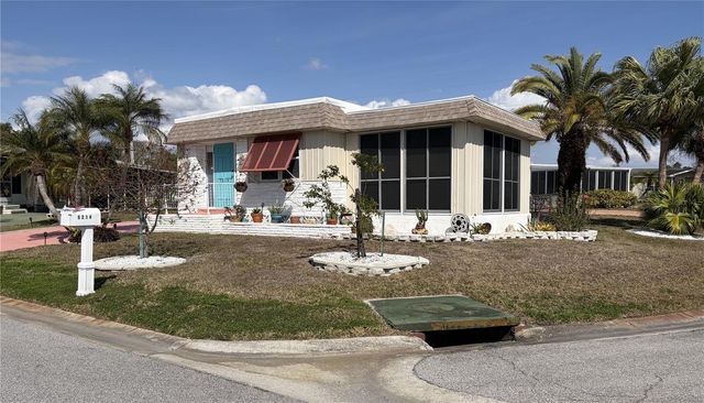 5214 BEECHMONT AVENUE, Sarasota, FL 34234