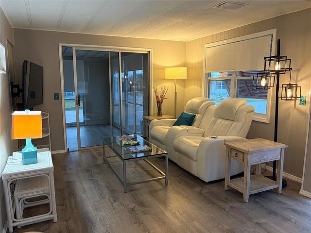 5214 BEECHMONT AVENUE, Sarasota, FL 34234