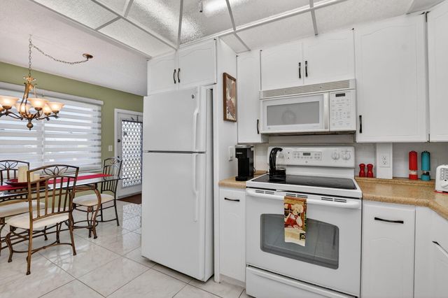 4110 Oakridge V, Deerfield Beach, FL 33442