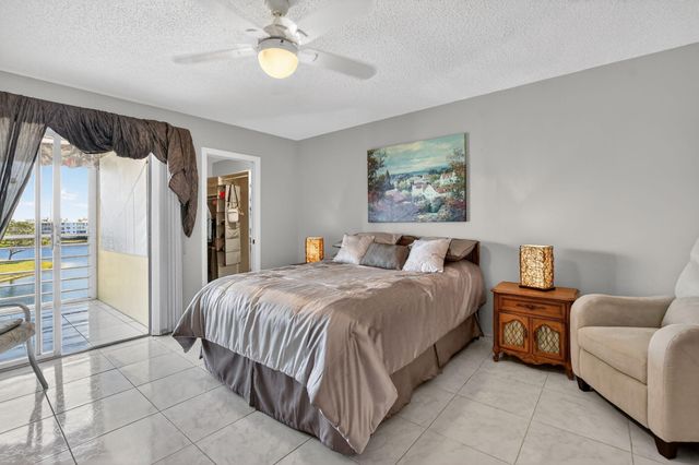 4110 Oakridge V, Deerfield Beach, FL 33442