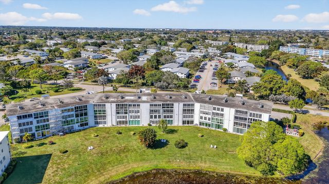 4110 Oakridge V, Deerfield Beach, FL 33442