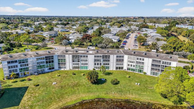 4110 Oakridge V, Deerfield Beach, FL 33442