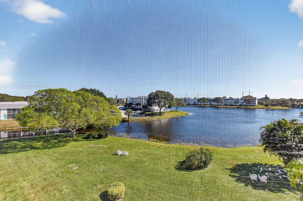 4110 Oakridge V, Deerfield Beach, FL 33442