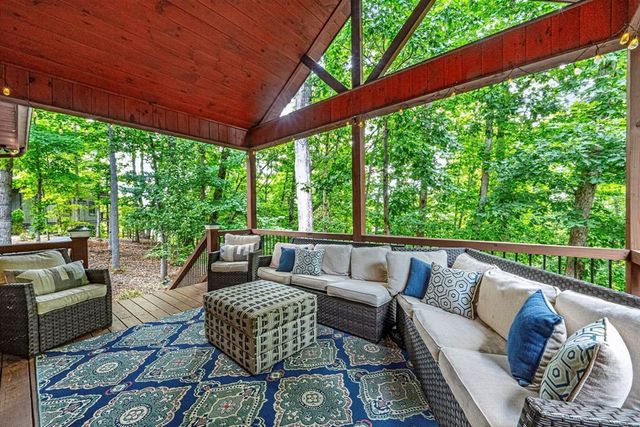 605 Toccoa Preserve Lane, Blue Ridge, GA 30513