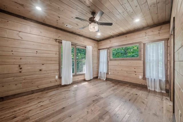 605 Toccoa Preserve Lane, Blue Ridge, GA 30513