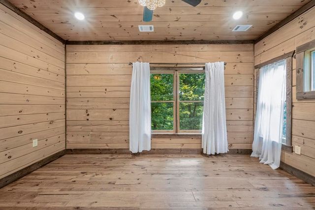 605 Toccoa Preserve Lane, Blue Ridge, GA 30513