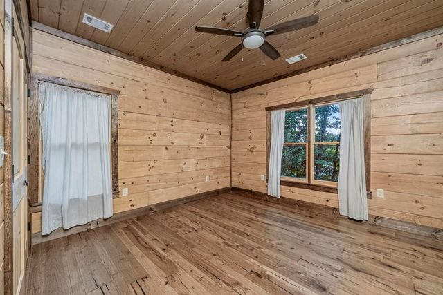 605 Toccoa Preserve Lane, Blue Ridge, GA 30513