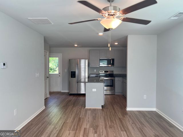 431 Camella Circle, Mcdonough, GA 30252