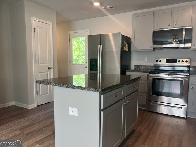 431 Camella Circle, Mcdonough, GA 30252